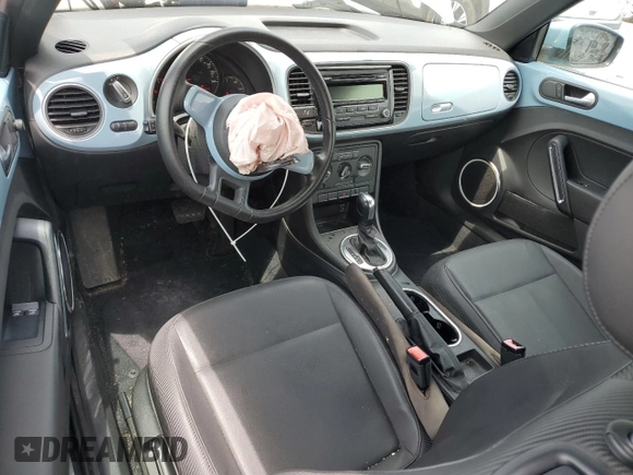 2012 Volkswagen Beetle 2.5L PZEV with VIN 3VWJP7AT1CM652044, listed as a Copart auction lot 60855665 with 49,481 mi miles and Clean title. Bid and sale history available at DreamBid. Image 8.