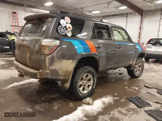 2019 Toyota 4Runner SR5 with VIN JTEBU5JR0K5620419, listed as a IAAI auction lot 41390848 with 93,507 mi miles. Bid and sale history available at carsss.com. Image 4.