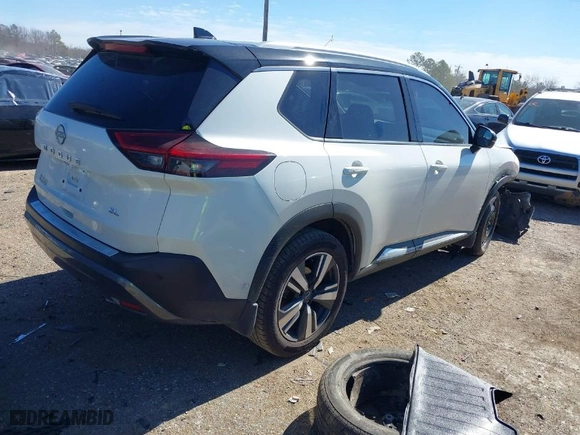 2022 Nissan Rogue SL with VIN JN8BT3CA8NW041572, listed as a IAAI auction lot 41607388 with 58886 miles. Bid and sale history available at carsss.com. Image 4.