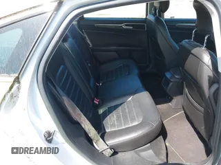 2013 Ford Fusion SE with VIN 3FA6P0HR1DR228027, listed as a IAAI auction lot 42126141 with 170,353 mi miles. Bid and sale history available at carsss.com. Image 8.