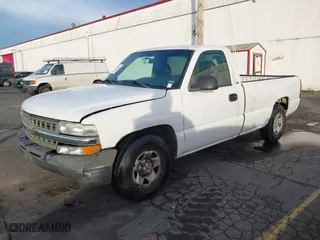 2000 Chevrolet Silverado 1500 with VIN 1GCEC14W9YE262857, listed as a IAAI auction lot 41277426 with 1 mi miles. Bid and sale history available at carsss.com. Image 16.