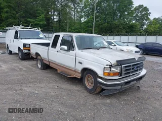 1995 Ford F-150 с VIN 1FTEX15H9SKC25546, выставлен на аукционе IAAI как лот 42490749 с пробегом Не указан миль и . История ставок и продаж доступна на DreamBid. Изображение 1.