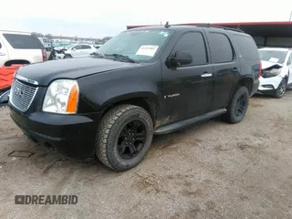2007 GMC Yukon SLT with VIN 1GKFK13047R188103, listed as a IAAI auction lot 41212201 with 1 mi miles. Bid and sale history available at carsss.com. Image 2.