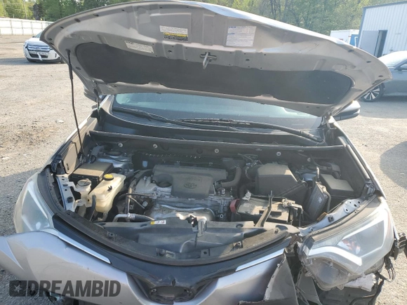 2018 Toyota RAV4 XLE with VIN 2T3WFREV6JW517737, listed as a Copart auction lot 51440075 with 89,649 mi miles and Salvage Title. Bid and sale history available at DreamBid. Image 13.
