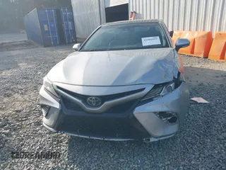 2019 Toyota Camry XSE with VIN 4T1B61HK5KU818351, listed as a IAAI auction lot 41909915 with 179,463 mi miles. Bid and sale history available at carsss.com. Image 12.