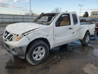 2011 Nissan Frontier S with VIN 1N6BD0CT3BC410289, listed as a Copart auction lot 43032135 with 204,337 mi miles and Salvage title. Bid and sale history available at DreamBid. Image 1.