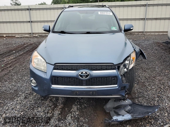 2012 Toyota RAV4 Limited z VIN 2T3DF4DV2CW253057, wystawiony jako Copart lot #60691915 z przebiegiem 101 570 mil mil oraz Szkoda całkowita • Salvage title. Historia ofert i sprzedaży dostępna na DreamBid. Obrazek 5.