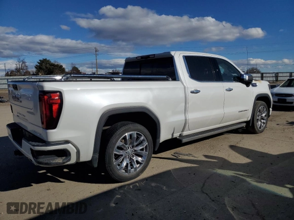 2022 GMC Sierra 1500 with VIN 3GTUUGETXNG616342, listed as a Copart auction lot 44078105 with Not Provided miles and Salvage Title. Bid and sale history available at DreamBid. Image 3.