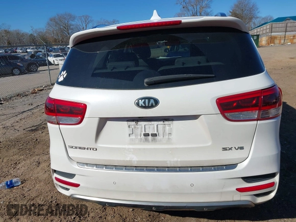 2016 Kia Sorento SX with VIN 5XYPKDA55GG174984, listed as a IAAI auction lot 41216303 with 142,875 mi miles. Bid and sale history available at carsss.com. Image 17.