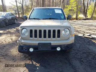 2017 Jeep Patriot High Altitude with VIN 1C4NJRFB6HD194389, listed as a IAAI auction lot 41764249 with 32,008 mi miles. Bid and sale history available at carsss.com. Image 12.