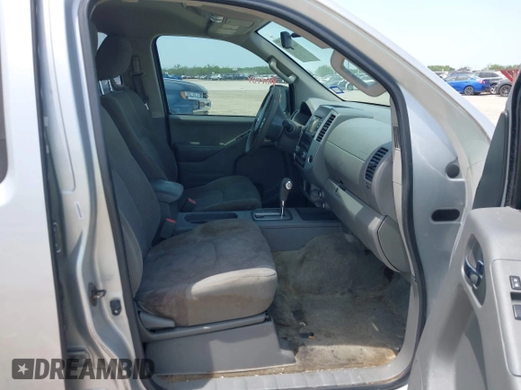 2015 Nissan Frontier SL with VIN 1N6AD0ER5FN768808, listed as a IAAI auction lot 42257992 with 151,852 mi miles and . Bid and sale history available at DreamBid. Image 5.
