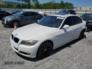 2011 BMW 3 Series 328i xDrive z VIN WBAPK7C58BA969886, wystawiony jako Copart lot #54776625 z przebiegiem 168 827 mil mil oraz Szkoda całkowita • Salvage title. Historia ofert i sprzedaży dostępna na DreamBid. Obrazek 1.