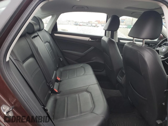 2012 Volkswagen Passat SE z VIN 1VWBH7A33CC031083, wystawiony jako Copart lot #44136025 z przebiegiem 122 007 mil mil oraz Szkoda całkowita • Salvage title. Historia ofert i sprzedaży dostępna na DreamBid. Obrazek 10.