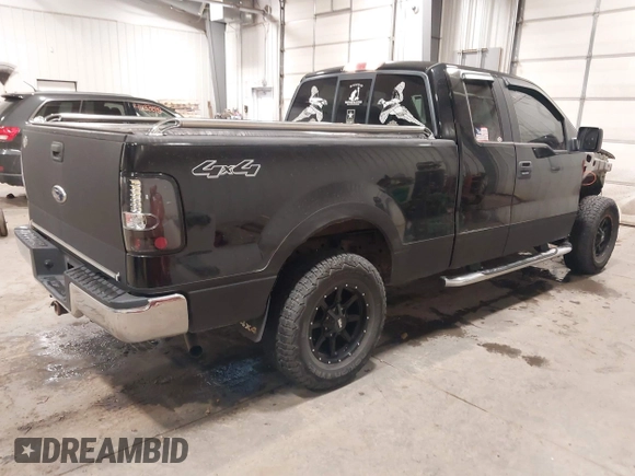 2006 Ford F-150 XLT with VIN 1FTPX14V66NB67190, listed as a IAAI auction lot 41152278 with 260,036 mi miles. Bid and sale history available at carsss.com. Image 4.