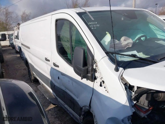 2018 Ford Transit Van with VIN 1FTYR2YM4JKB09904, listed as a IAAI auction lot 41415555 with NaN miles. Bid and sale history available at carsss.com. Image 13.