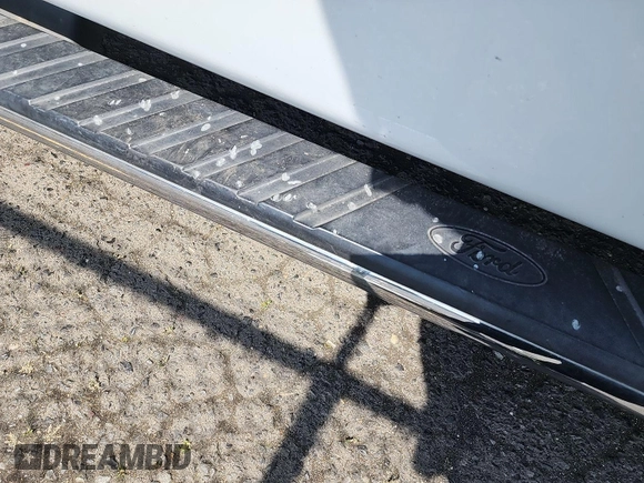2013 Ford F-150 XL с VIN 1FTEX1EM1DFB03837, выставлен на аукционе IAAI как лот 42654794 с пробегом 182 687 миль миль и . История ставок и продаж доступна на DreamBid. Изображение 14.