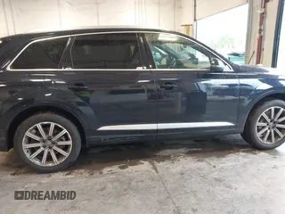 2017 Audi Q7 Premium Plus z VIN WA1LAAF75HD047074, wystawiony jako IAAI lot #42223975 z przebiegiem 126 501 mil mil oraz . Historia ofert i sprzedaży dostępna na DreamBid. Obrazek 13.