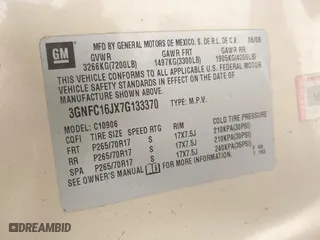 2007 Chevrolet Suburban LT with VIN 3GNFC16JX7G133370, listed as a IAAI auction lot 41823107 with 246,261 mi miles. Bid and sale history available at carsss.com. Image 9.