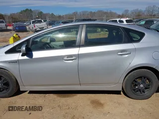 2013 Toyota Prius One with VIN JTDKN3DU9D5687061, listed as a IAAI auction lot 41662170 with 184,524 mi miles. Bid and sale history available at carsss.com. Image 14.