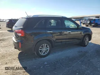2014 Kia Sorento LX with VIN 5XYKT3A67EG520444, listed as a Copart auction lot 47831785 with 247,037 mi miles and Clean Title. Bid and sale history available at carsss.com. Image 3.