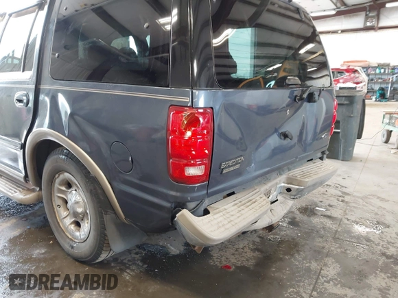 2001 Ford Expedition Eddie Bauer with VIN 1FMPU18L81LB14153, listed as a IAAI auction lot 42348363 with 235,789 mi miles and . Bid and sale history available at DreamBid. Image 6.