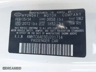2014 Hyundai Veloster Turbo with VIN KMHTC6AE5EU201714, listed as a IAAI auction lot 40671069 with 151,901 mi miles. Bid and sale history available at carsss.com. Image 9.
