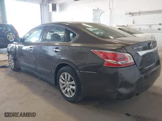 2013 Nissan Altima 2.5 SL with VIN 1N4AL3AP8DC922082, listed as a IAAI auction lot 42051434 with 122,907 mi miles. Bid and sale history available at carsss.com. Image 3.