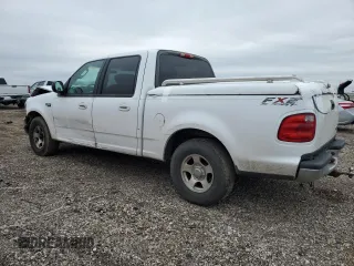 2003 Ford F-150 XLT with VIN 1FTRW07633KD93937, listed as a Copart auction lot 43403655 with Not Provided miles and Salvage Title. Bid and sale history available at carsss.com. Image 2.