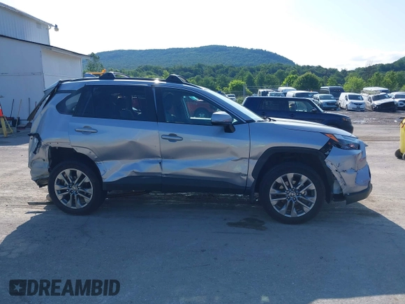 2024 Toyota RAV4 XLE Premium z VIN 2T3A1RFV2RC461798, wystawiony jako IAAI lot #42556671 z przebiegiem 14 319 mil mil oraz . Historia ofert i sprzedaży dostępna na DreamBid. Obrazek 14.