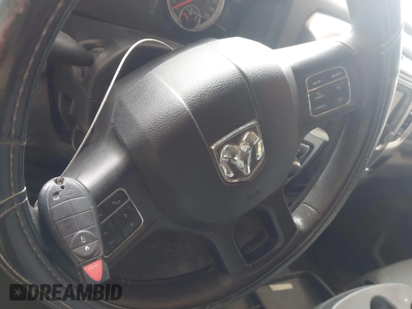 2019 Ram 1500 Big Horn z VIN 1C6RR7TT1KS654516, wystawiony jako IAAI lot #41634431 z przebiegiem 95 199 mil mil oraz . Historia ofert i sprzedaży dostępna na DreamBid. Obrazek 11.