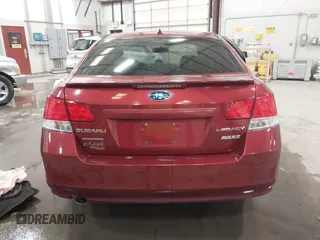 2014 Subaru Legacy Special Sports z VIN 4S3BMBH66E3013133, wystawiony jako IAAI lot #41762771 z przebiegiem 81 434 mil mil oraz . Historia ofert i sprzedaży dostępna na DreamBid. Obrazek 16.