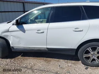 2012 Volvo XC60 3.0L with VIN YV4902DZ5C2250786, listed as a IAAI auction lot 41758295 with 170,725 mi miles. Bid and sale history available at carsss.com. Image 15.