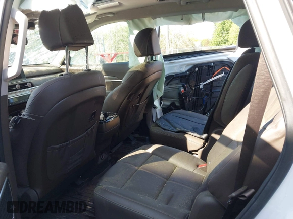 2022 Kia Telluride SX with VIN 5XYP54HC1NG290854, listed as a IAAI auction lot 41966799 with 47,218 mi miles and . Bid and sale history available at DreamBid. Image 8.