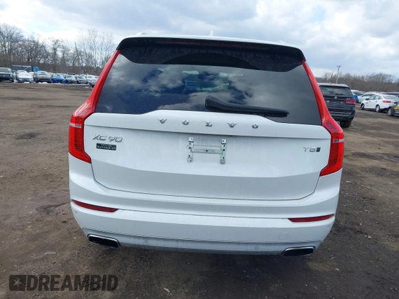 2020 Volvo XC90 Momentum with VIN YV4102PK8L1552784, listed as a IAAI auction lot 41416039 with 53,302 mi miles. Bid and sale history available at carsss.com. Image 16.