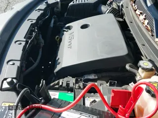 2018 Chevrolet Traverse LT Cloth with VIN 1GNERGKW8JJ201427, listed as a IAAI auction lot 43291709 with 125,879 mi miles and . Bid and sale history available at DreamBid. Image 19.