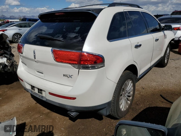 2012 Lincoln MKX with VIN 2LMDJ6JK1CBL02563, listed as a Copart auction lot 71600634 with 177,795 mi miles and Salvage Title. Bid and sale history available at carsss.com. Image 3.