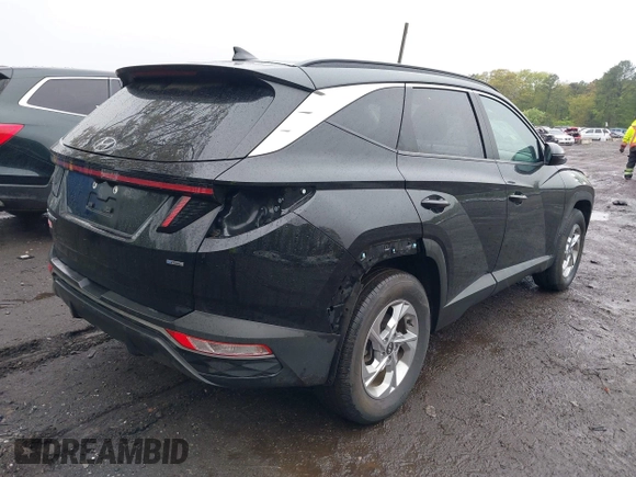 2022 Hyundai Tucson SEL z VIN 5NMJBCAE9NH015906, wystawiony jako IAAI lot #42169136 z przebiegiem 28 009 mil mil oraz . Historia ofert i sprzedaży dostępna na DreamBid. Obrazek 4.