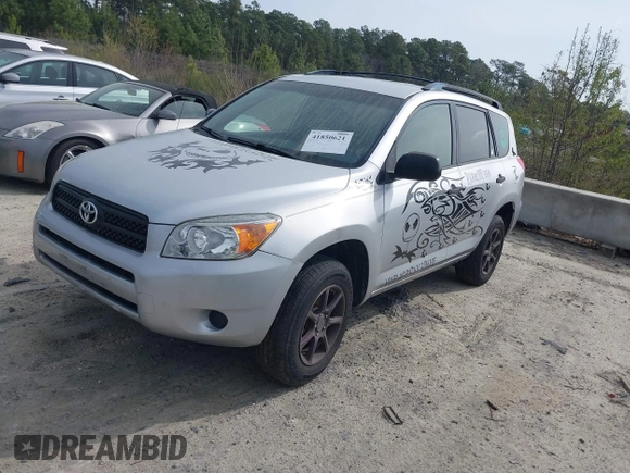 2006 Toyota RAV4 with VIN JTMZD33V165028969, listed as a IAAI auction lot 41850621 with 257,739 mi miles. Bid and sale history available at carsss.com. Image 2.