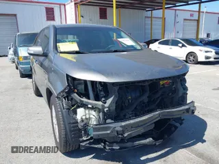 2014 Kia Sorento LX with VIN 5XYKT3A66EG489204, listed as a IAAI auction lot 41871926 with 138,566 mi miles. Bid and sale history available at carsss.com. Image 1.