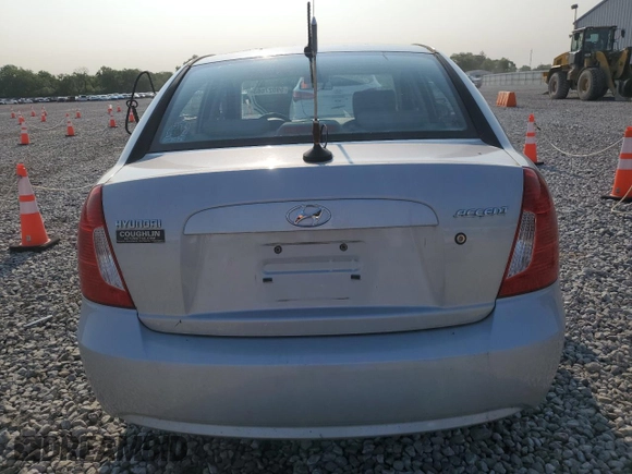 2009 Hyundai Accent Auto GLS с VIN KMHCN46C79U305004, выставлен на аукционе Copart как лот 59027665 с пробегом 162 740 миль миль и Списание • Salvage title. История ставок и продаж доступна на DreamBid. Изображение 6.