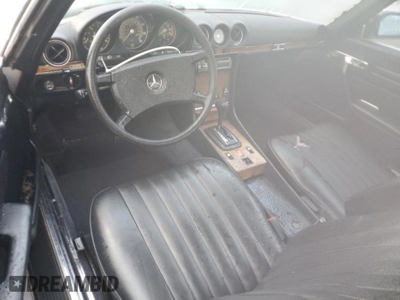 1984 Mercedes-Benz 380 SL z VIN WDBBA45A4EA012313, wystawiony jako Copart lot #44551575 z przebiegiem 105 202 mil mil oraz Czysty tytuł • Clean title. Historia ofert i sprzedaży dostępna na DreamBid. Obrazek 8.