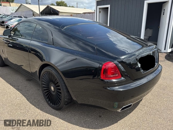 2019 Rolls-Royce Wraith z VIN SCA665C54KUX87311, wystawiony jako Copart lot #52000635 z przebiegiem 14 875 mil mil oraz Tytuł czysty. Historia ofert i sprzedaży dostępna na DreamBid. Obrazek 3.