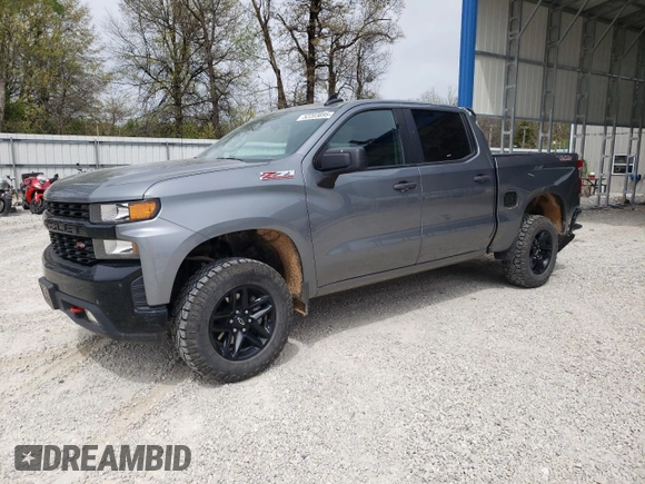2021 Chevrolet Silverado 1500 Custom Trail Boss with VIN 3GCPYCEF8MG347180, listed as a Copart auction lot 52203695 with 32,187 mi miles and Salvage Title. Bid and sale history available at DreamBid. Image 1.