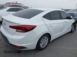 2020 Hyundai Elantra SE z VIN 5NPD74LF6LH508453, wystawiony jako IAAI lot #42478403 z przebiegiem 28 581 mil mil oraz . Historia ofert i sprzedaży dostępna na DreamBid. Obrazek 4.