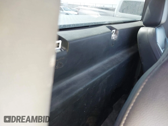 2020 Chevrolet Silverado 1500 with VIN 3GCNYAEHXLG268508, listed as a IAAI auction lot 41880479 with 111,085 mi miles and . Bid and sale history available at DreamBid. Image 8.