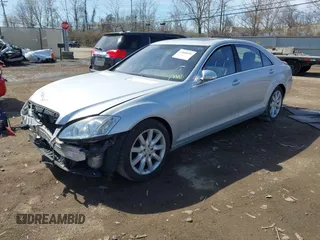 2007 Mercedes-Benz S 550 z VIN WDDNG71X07A036433, wystawiony jako IAAI lot #41860436 z przebiegiem 89 873 mil mil oraz . Historia ofert i sprzedaży dostępna na DreamBid. Obrazek 2.