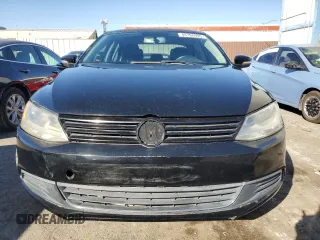 2014 Volkswagen Jetta Sedan SE w/Connectivity with VIN 3VWD07AJ3EM354078, listed as a Copart auction lot 44766995 with 137,117 mi miles and Clean Title. Bid and sale history available at carsss.com. Image 5.