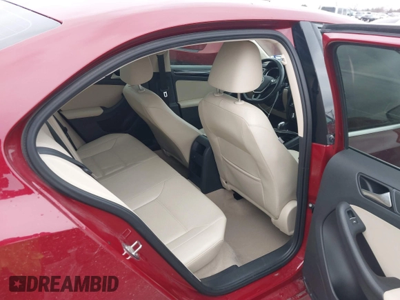 2016 Volkswagen Jetta Sedan 1.8T SEL with VIN 3VWL07AJ7GM392816, listed as a IAAI auction lot 41288306 with 55,915 mi miles. Bid and sale history available at carsss.com. Image 8.