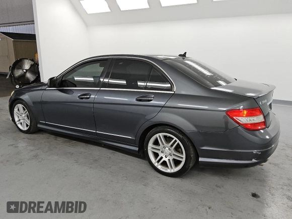 2009 Mercedes-Benz C 350 Sport с VIN WDDGF56X69R059504, выставлен на аукционе Copart как лот 62753415 с пробегом 180 759 миль миль и Чистый • Clean title. История ставок и продаж доступна на DreamBid. Изображение 2.