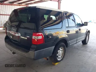 2011 Ford Expedition XL with VIN 1FMJU1G55BEF24343, listed as a IAAI auction lot 42666380 with 182,534 mi miles and . Bid and sale history available at DreamBid. Image 4.